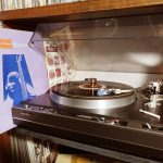 «Blue Brothers» di Oscar Pettiford: il basso come legge e il violoncello come poesia, fra culture e universi sonori