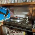Il poligono della fusion: eclettismo e dialettica percussiva in «The Joy of Flying» di Tony Williams (Columbia, 1979)